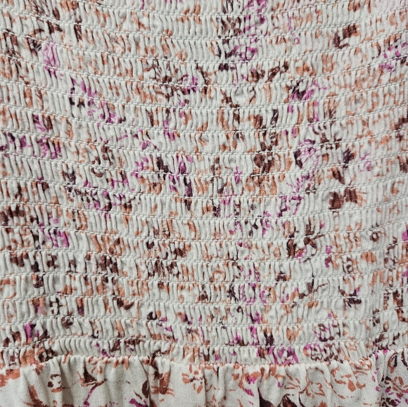 Isabel Maternity by Ingrid & Isabel Blouse Size S Woman's in floral print. - Picture 10 of 12